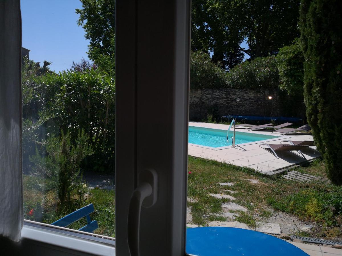 La Petite Maison De Lingling Mornas Zewnętrze zdjęcie